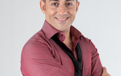 Francesco Cicchella arriva a Milano con “Tante belle cose”, già sold out in molte città italiane. Da non perdere: Teatro Nazionale, 8/9/10 maggio