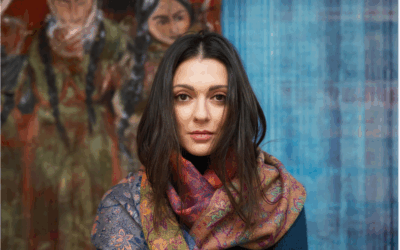Simona MOLINARI: “La Donna è Mobile” è il nuovo spettacolo. Un viaggio teatral-musicale nell’arte femminile, attraverso la letteratura e le canzoni