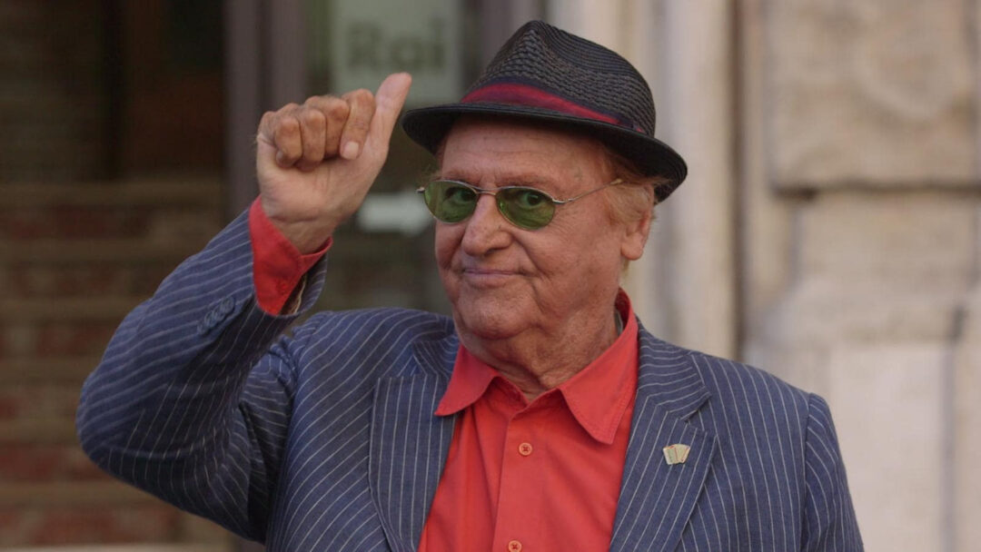 “Quelli della Notte… in Cattedra”: Renzo Arbore protagonista dello speciale Rai Cultura per i 40 anni dello show che ha rivoluzionato la TV (18/6, alle 21.15 su Rai5)