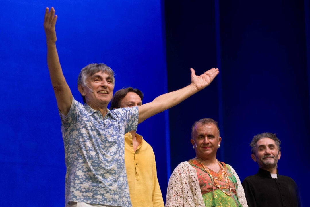 Rai1: il teatro in tv di Salemme vince la serata con il 17.5% di share. “Ogni promessa è debito” conquista il prime time con 2.850.000 spettatori