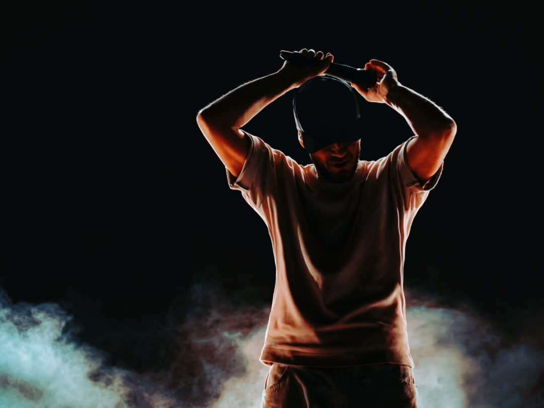 RAF: a pochi giorni da Sanremo 2026, l’artista annuncia le date del tour “INFINITO – ESTATE 2026”