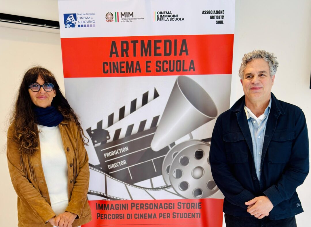 ArtMedia Cinema e Scuola: oltre 6.500 studenti, sale sold out e migliaia di collegamenti streaming per l’incontro con Mark Ruffalo al Cinema Adriano